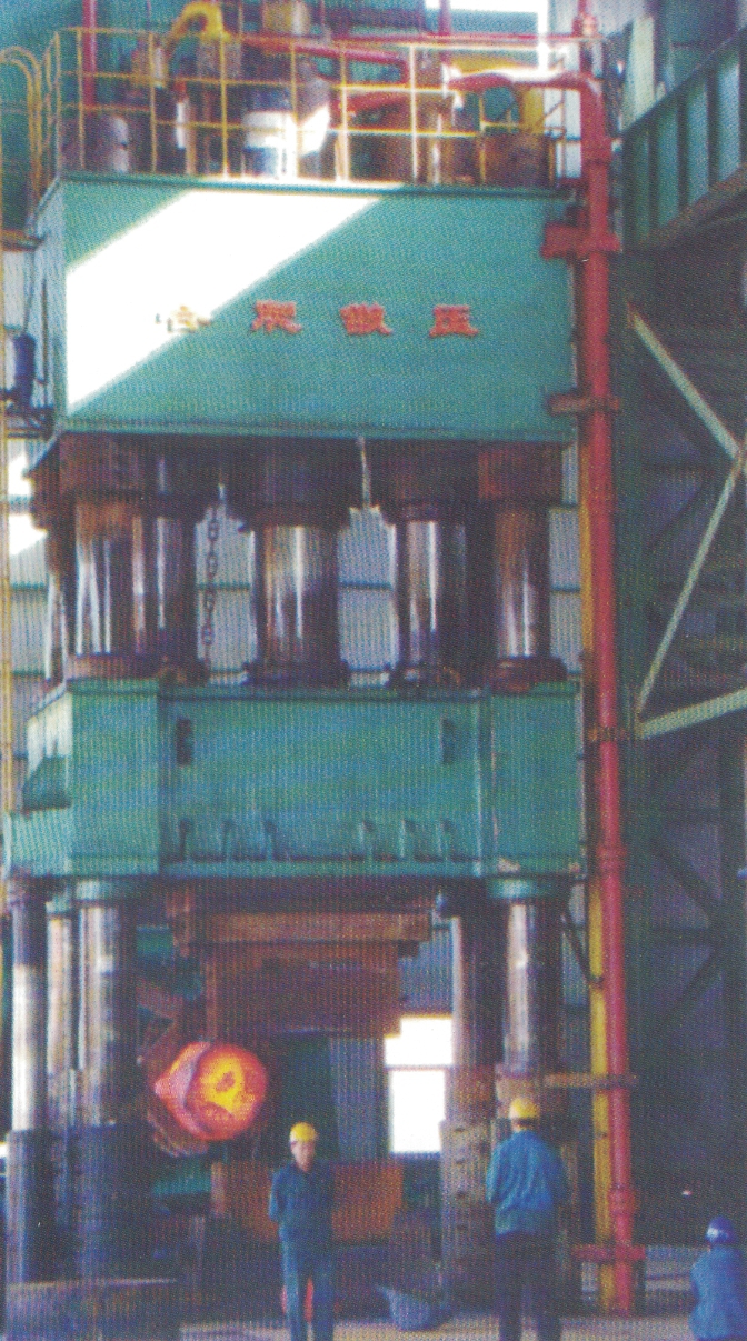 4000T數控聯動自由鍛造油壓機